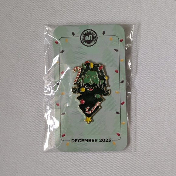 Mythical December 2023 Pin of the Month - Christmas Rhett - Picture 1 of 2